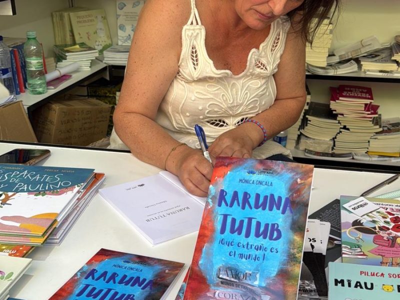 Mónica Oncala Gil – Raruna Tutub: ¡Qué extraño es el mundo!