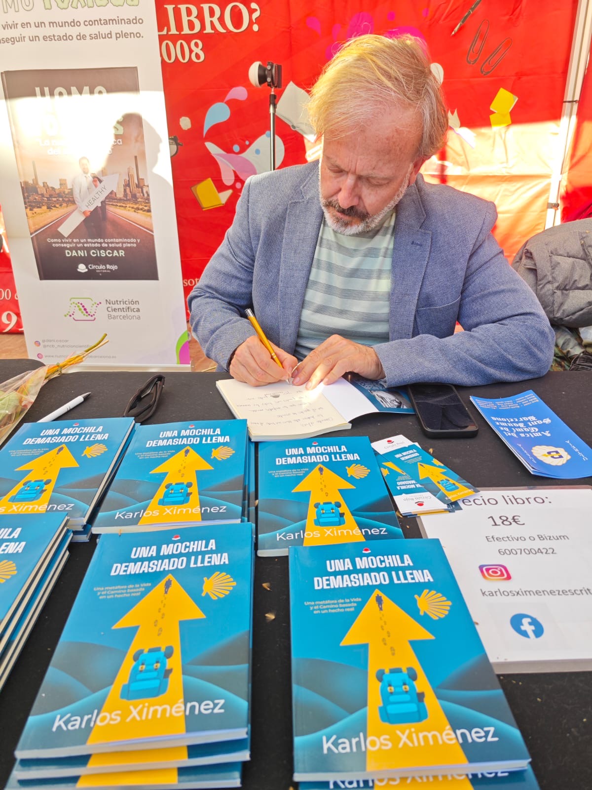 Karlos Ximénez - Una mochila demasiado llena